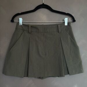 Stylish Green Mini Skort w Hidden Shorts